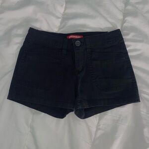 Women’s cute blacks jean shorts, size 3